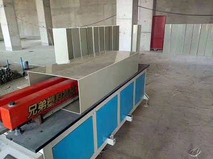 優(yōu)質(zhì)塑料板材焊接機(jī),佳品板材